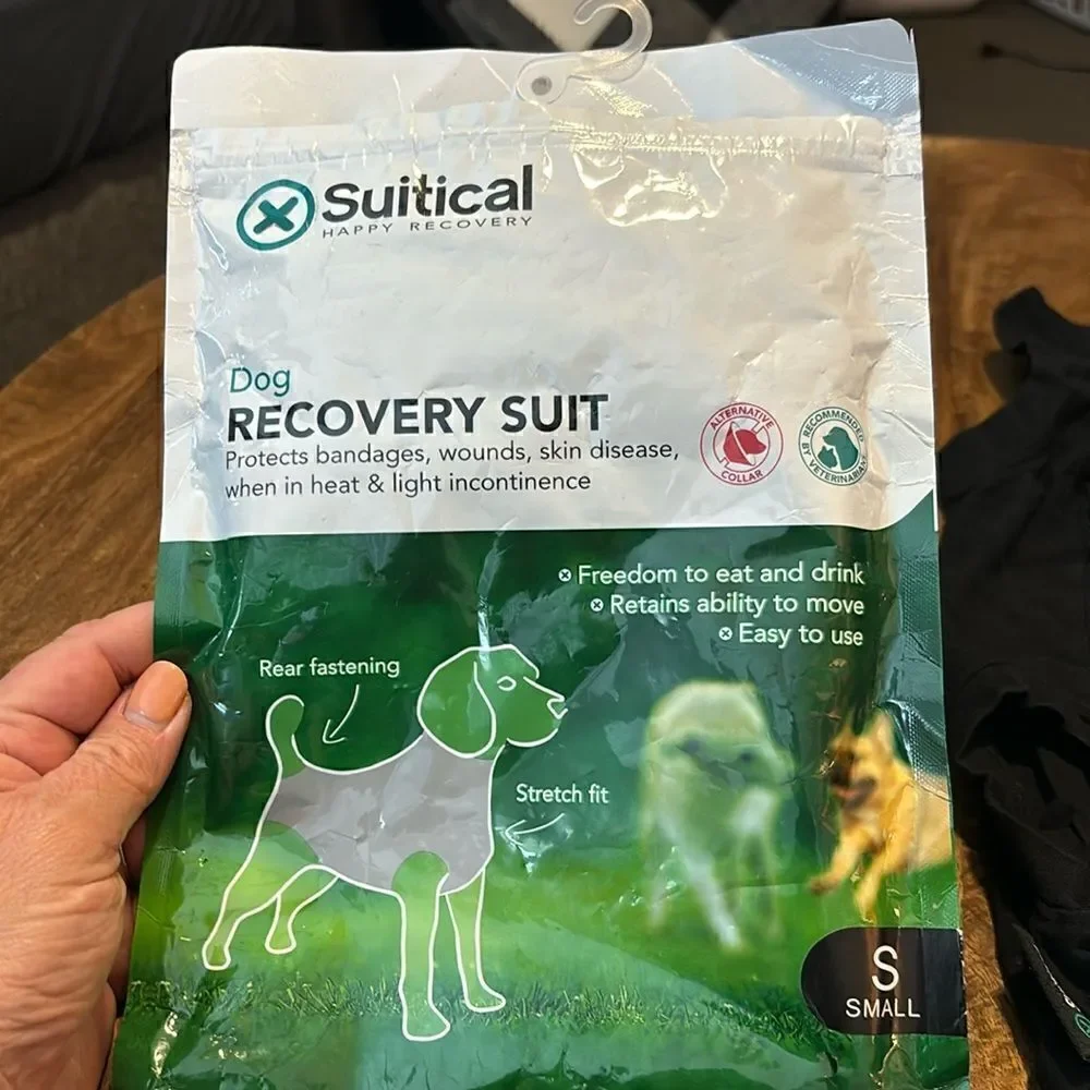 Suitical Dog Surgery Recovery Suit with Clip-Up System - Small